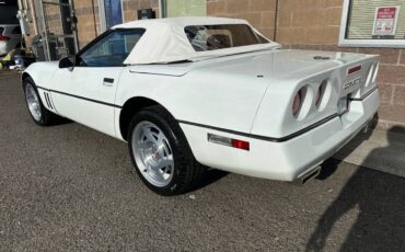 Chevrolet-corvette-1990-white-3