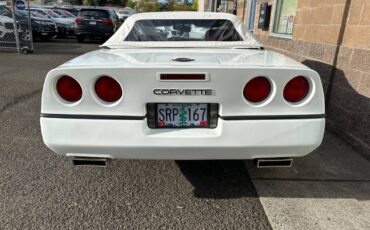 Chevrolet-corvette-1990-white-66