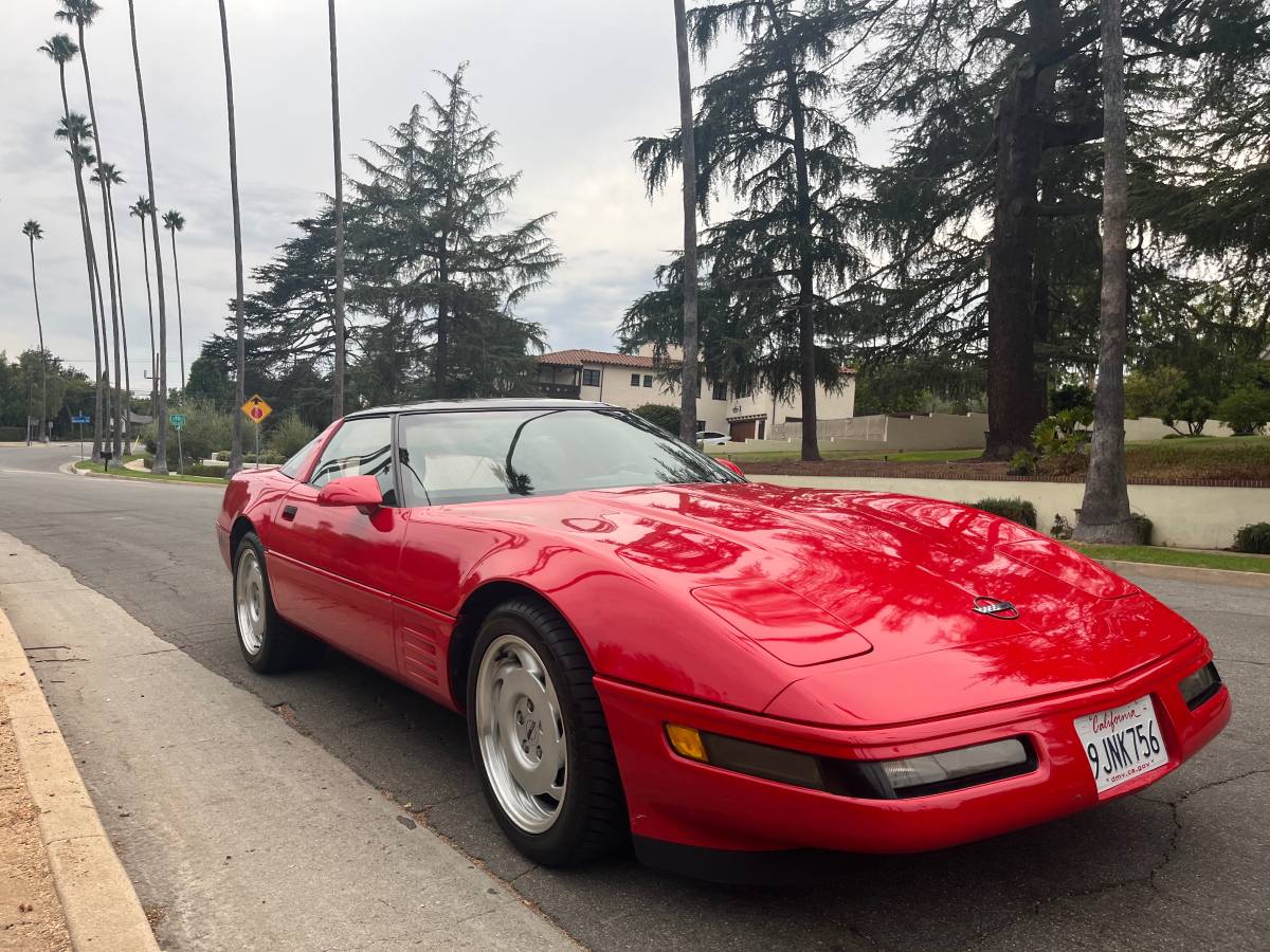 Chevrolet-corvette-1991