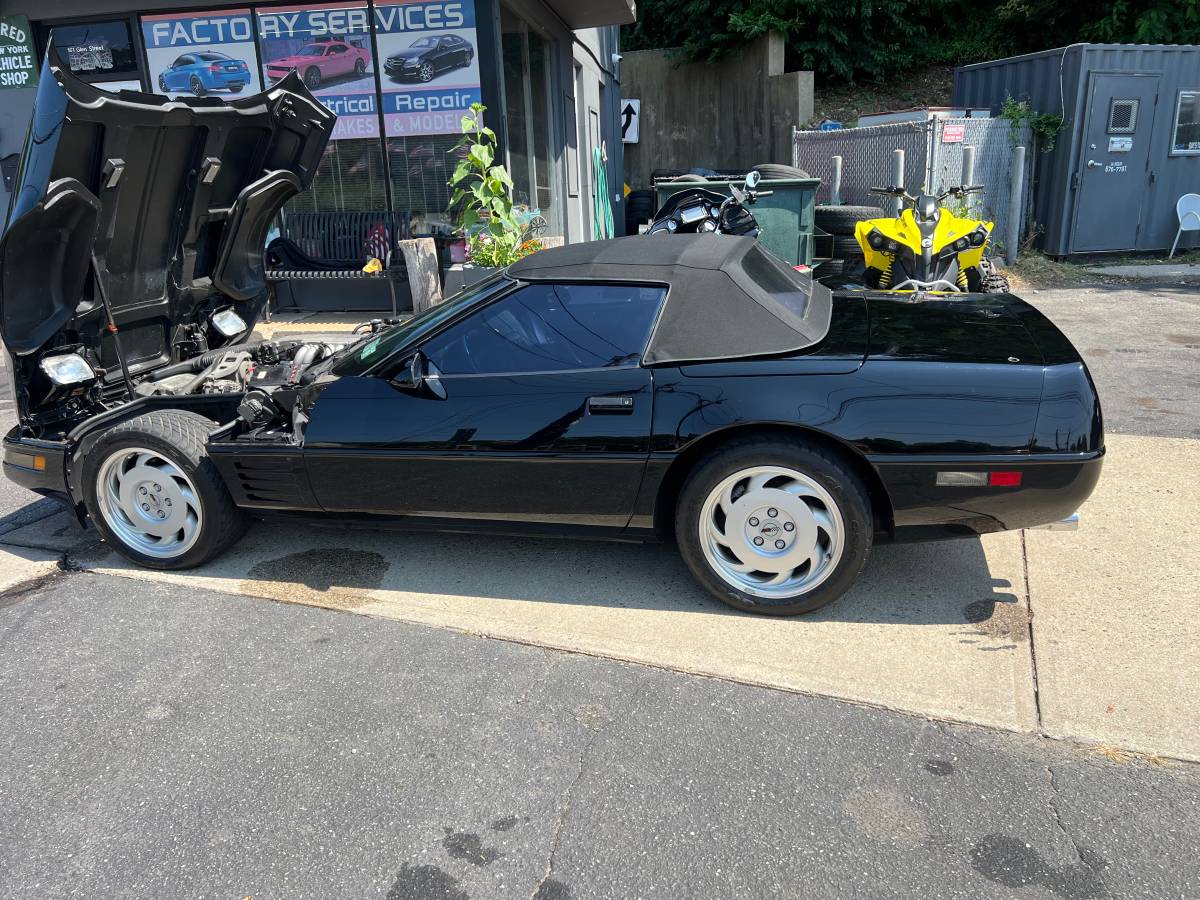Chevrolet-corvette-1991-black-2