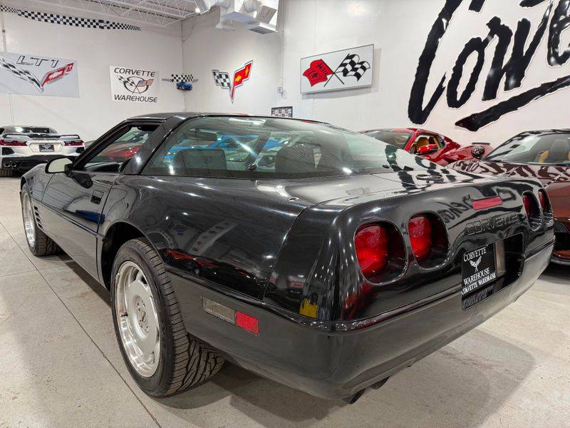 Chevrolet-corvette-1991-black-24
