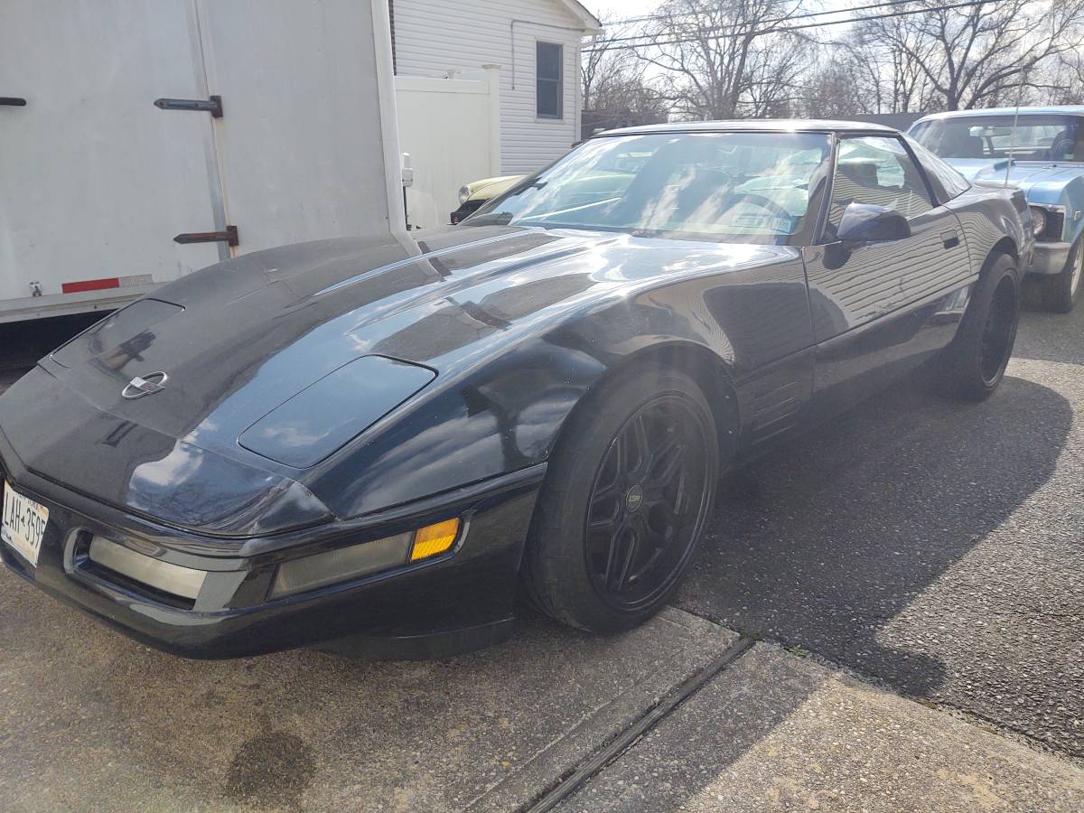 Chevrolet-corvette-1991-black-3