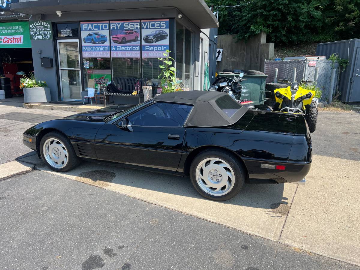 Chevrolet-corvette-1991-black-3