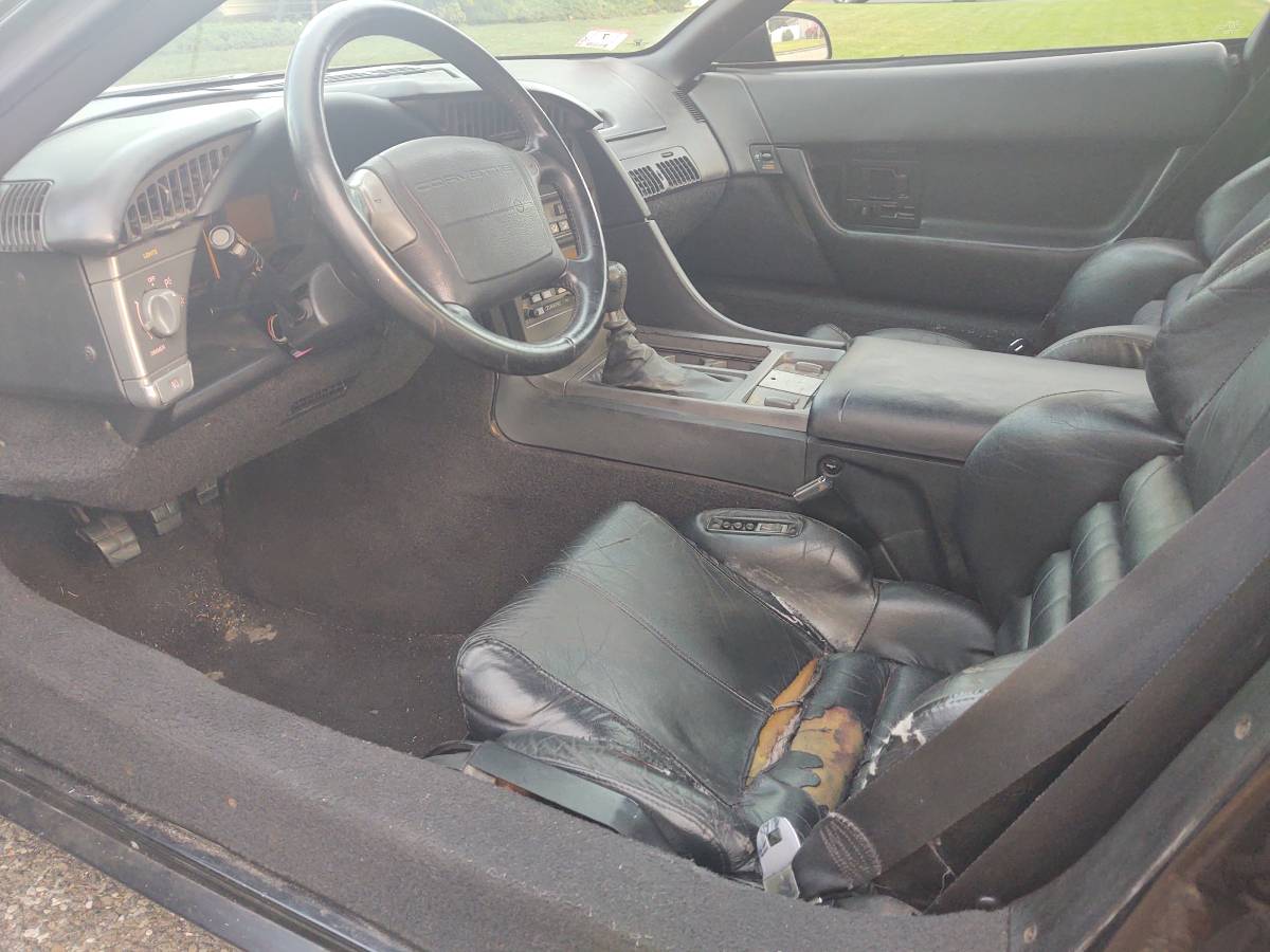 Chevrolet-corvette-1991-black-6