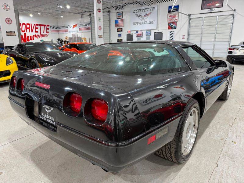 Chevrolet-corvette-1991-black-9