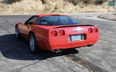 Chevrolet-corvette-1991-red-1