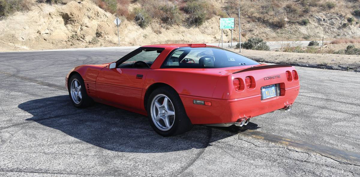 Chevrolet-corvette-1991-red-2