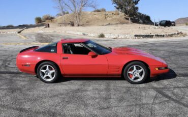 Chevrolet-corvette-1991-red