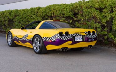 Chevrolet-corvette-1991-yellow-1