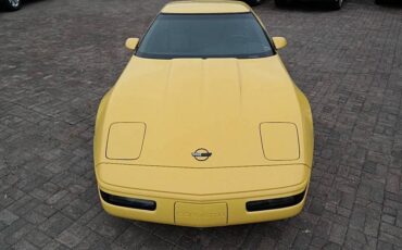 Chevrolet-corvette-1992-yellow-10