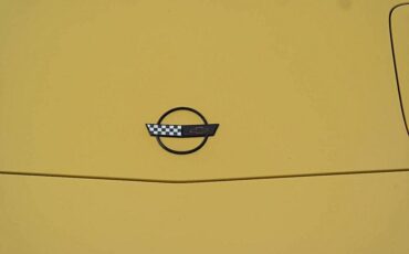 Chevrolet-corvette-1992-yellow-84