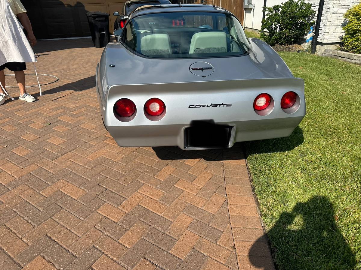 Chevrolet-corvette-1993-3