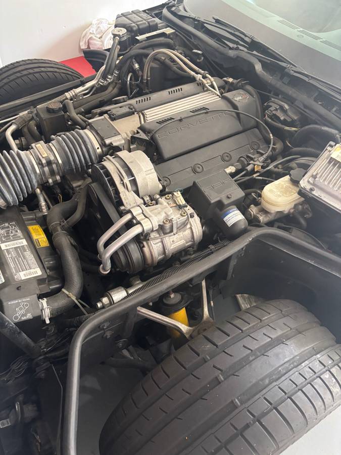 Chevrolet-corvette-1994-11