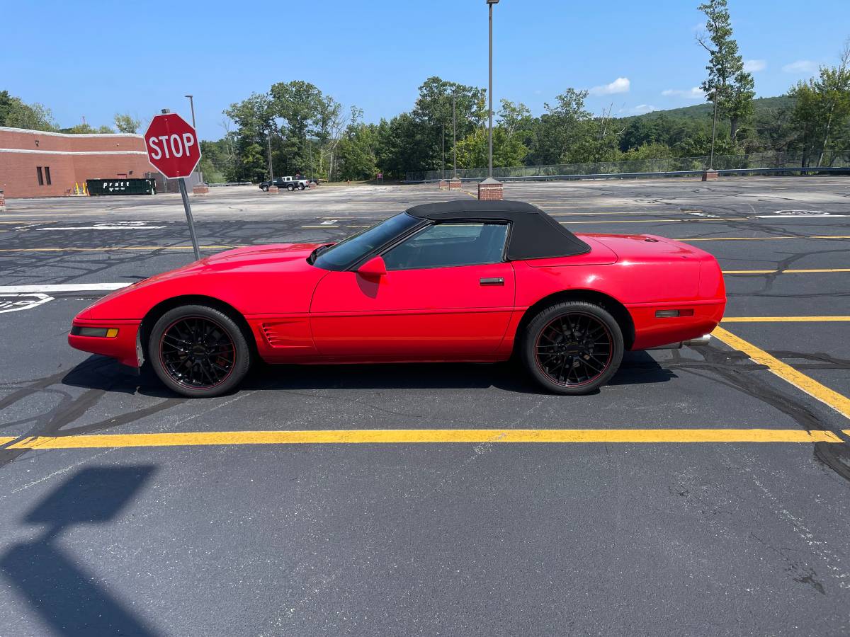 Chevrolet-corvette-1995-red