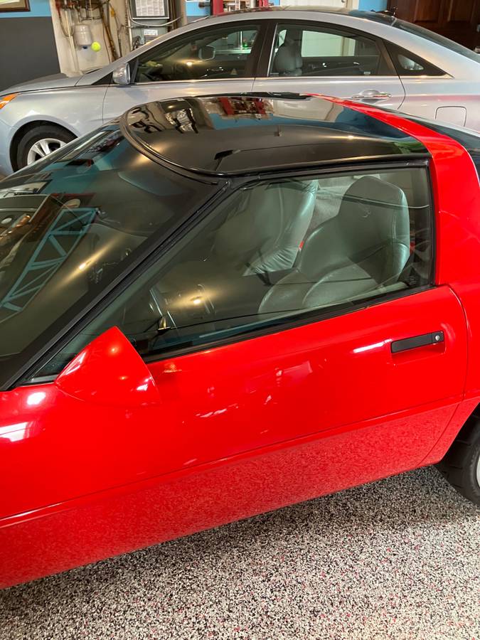 Chevrolet-corvette-1996-red-1