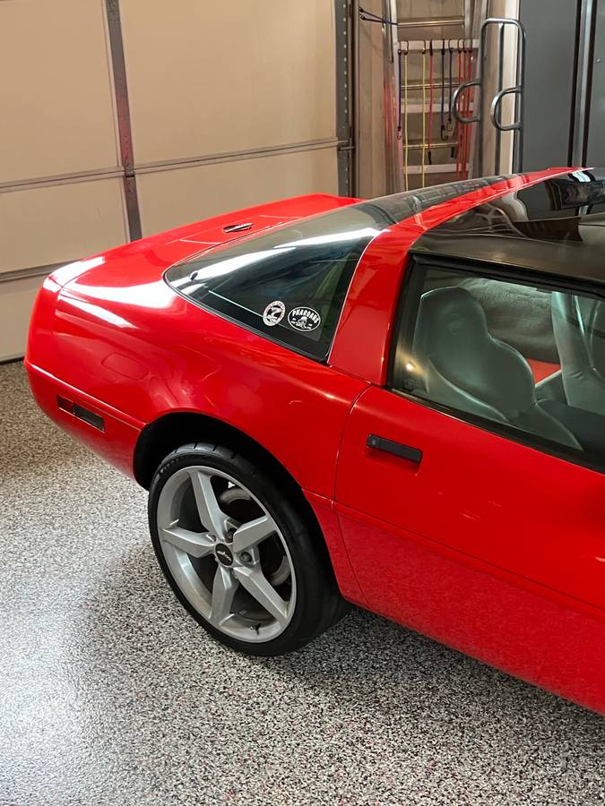 Chevrolet-corvette-1996-red-12