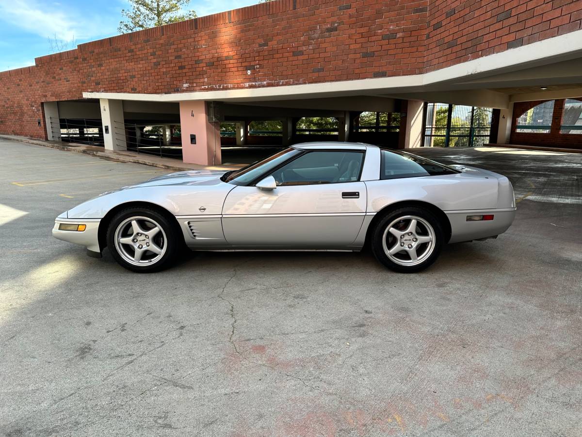 Chevrolet-corvette-1996-silver-5
