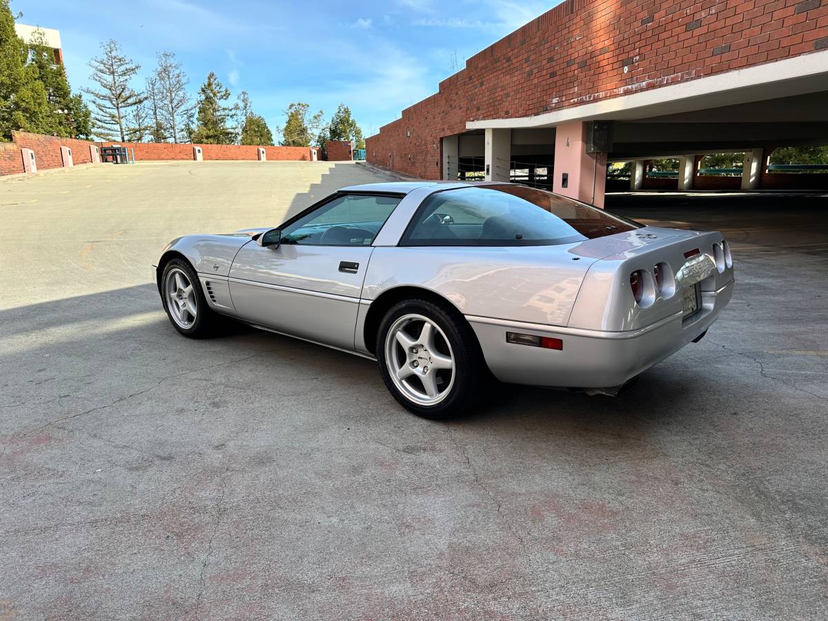 Chevrolet-corvette-1996-silver-6
