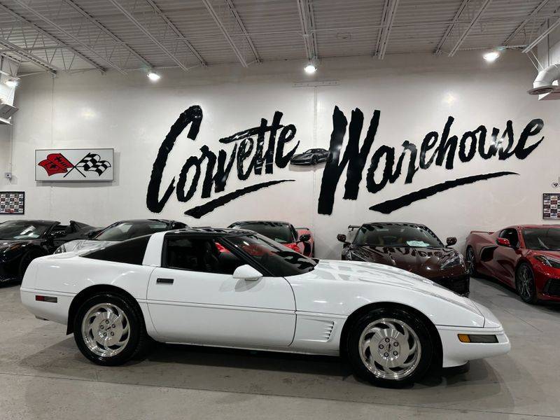 Chevrolet-corvette-1996-white-16