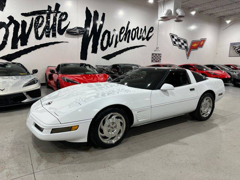 Chevrolet-corvette-1996-white-38
