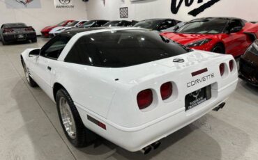 Chevrolet-corvette-1996-white-41