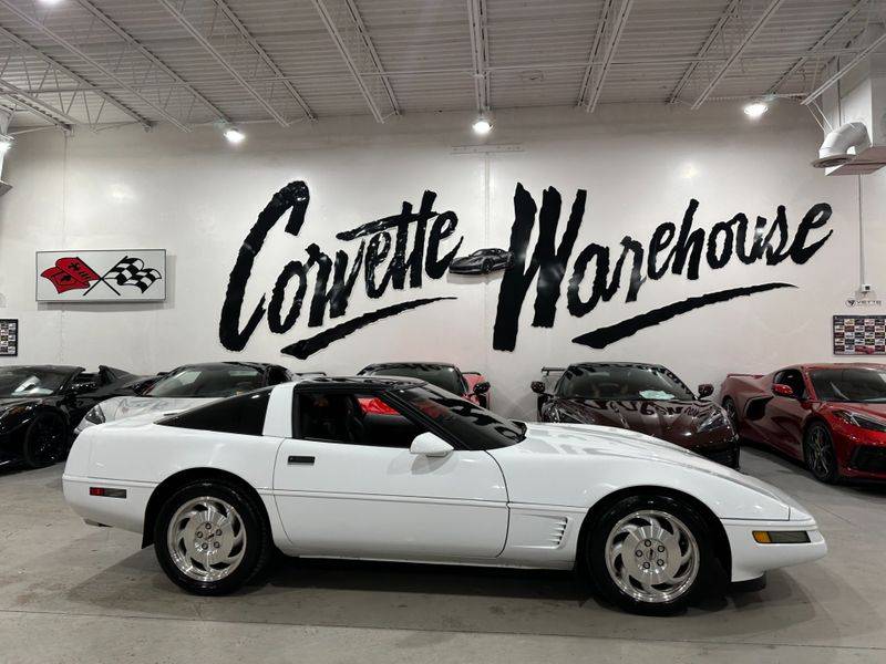 Chevrolet-corvette-1996-white-47
