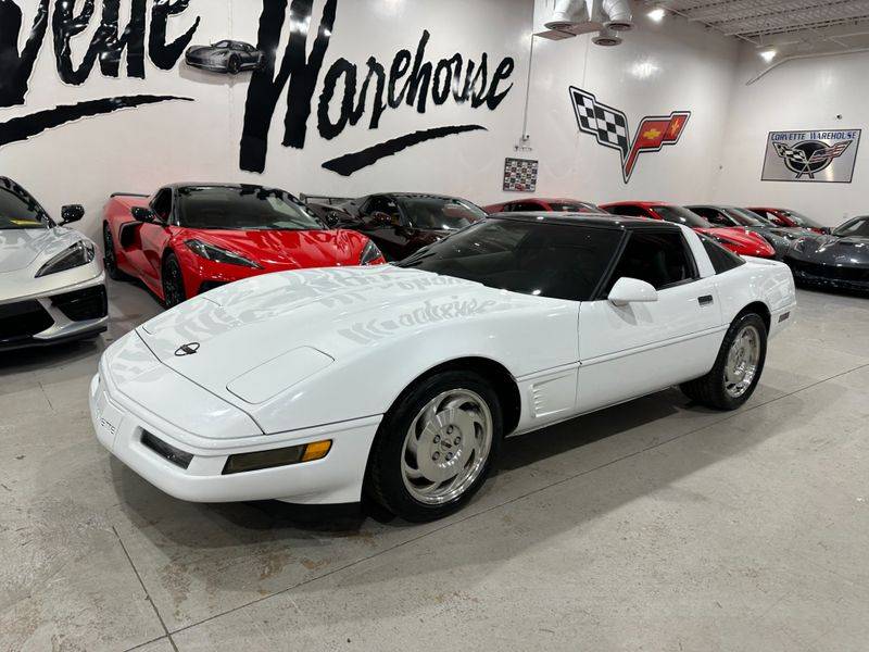 Chevrolet-corvette-1996-white-58