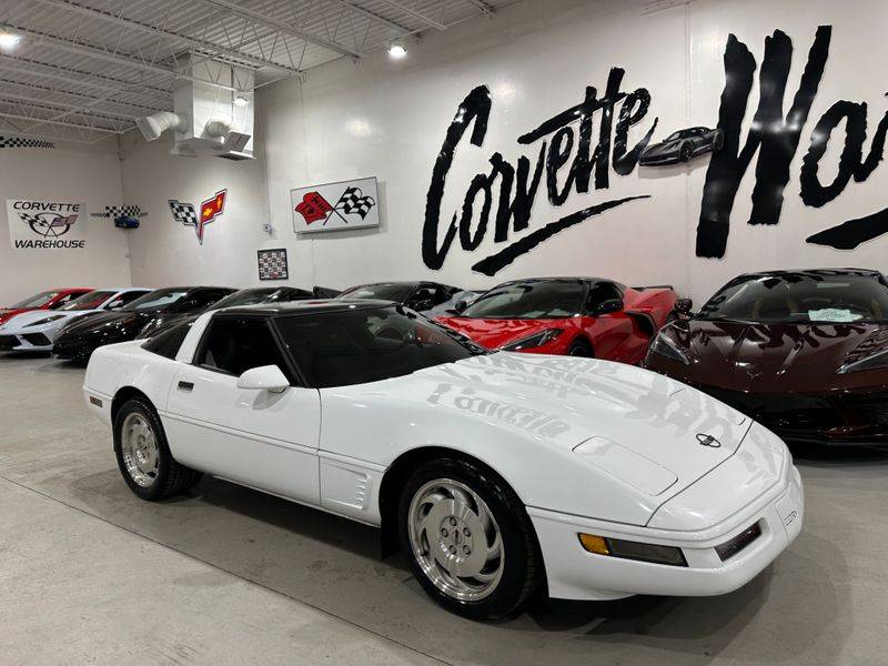 Chevrolet-corvette-1996-white-59