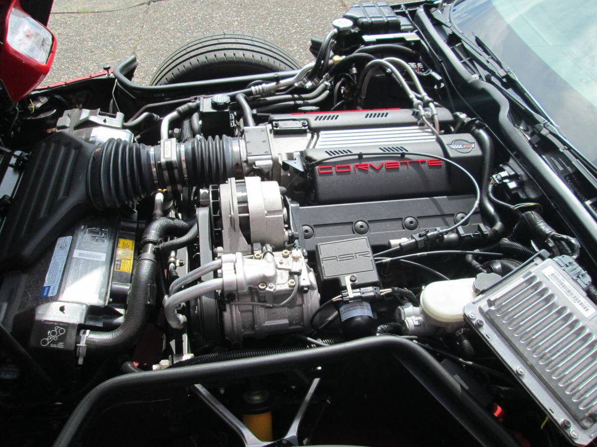 Chevrolet-corvette-amp-convertible-1994-custom-11