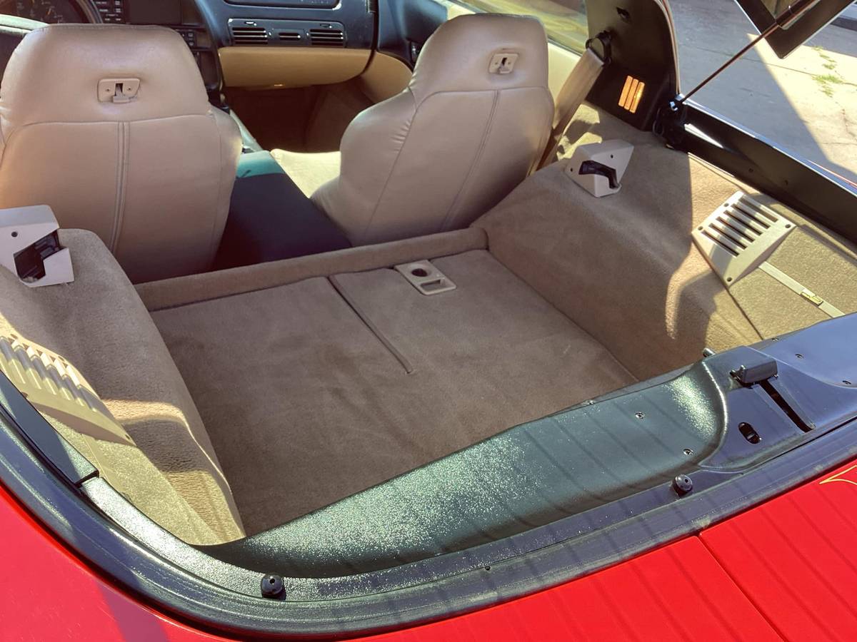 Chevrolet-corvette-amp-convertible-1996-red-16