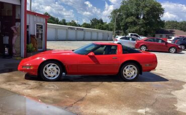 Chevrolet-corvette-amp-convertible-1996-red-2
