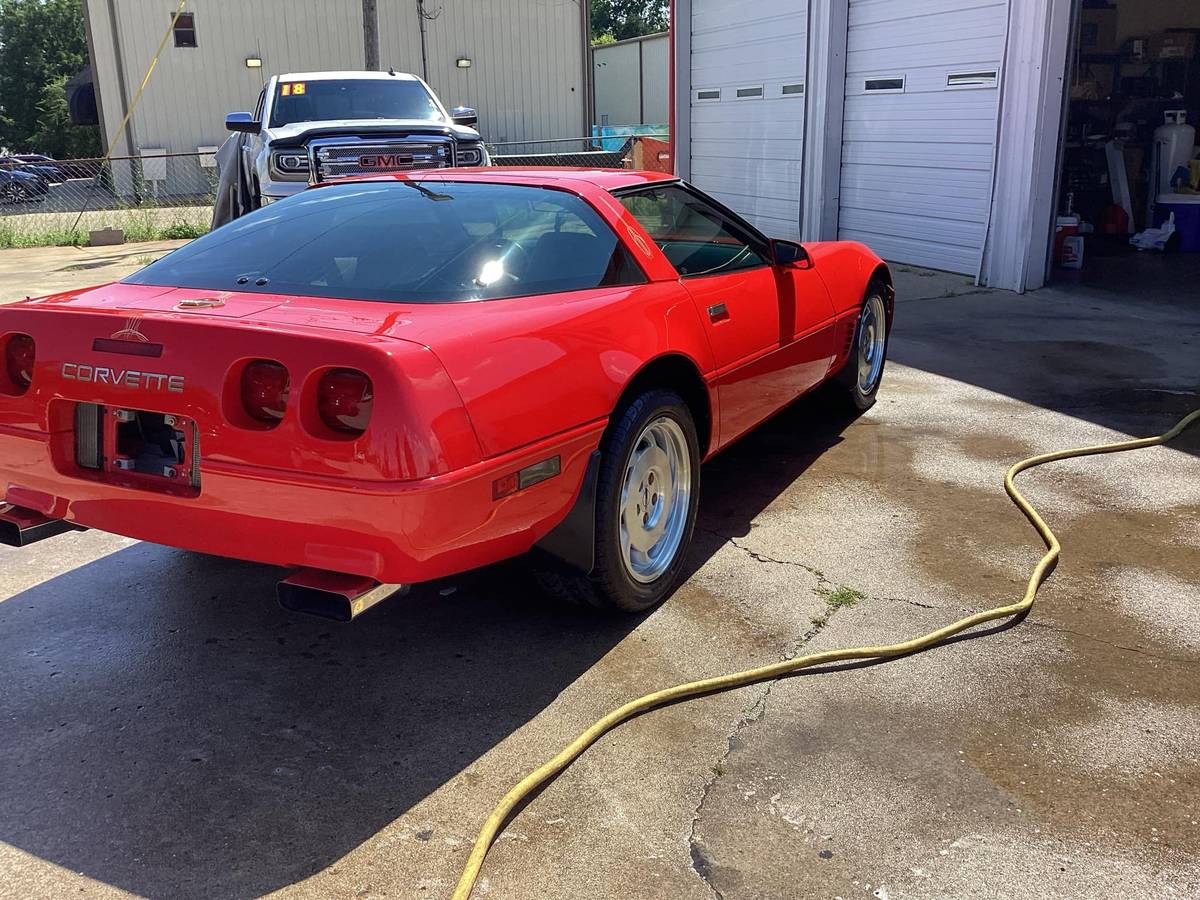 Chevrolet-corvette-amp-convertible-1996-red-6