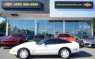 Chevrolet-corvette-base-1988-white-6