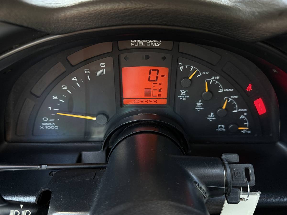 Chevrolet-corvette-base-1994-40