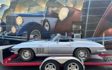 Chevrolet-corvette-c2-1965-12