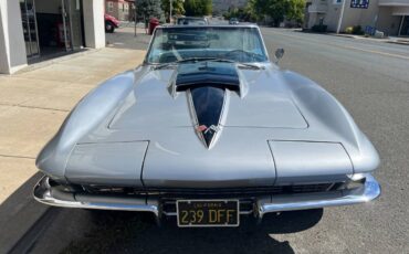 Chevrolet-corvette-c2-1965