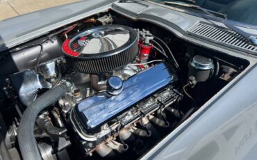 Chevrolet-corvette-c2-1965-5