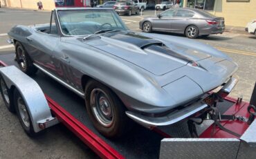 Chevrolet-corvette-c2-1965-9
