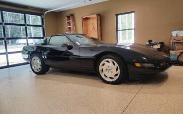 Chevrolet-corvette-c4-1996-black