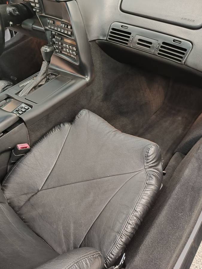 Chevrolet-corvette-c4-1996-black-7