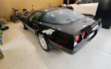 Chevrolet-corvette-c4-1996-black-9
