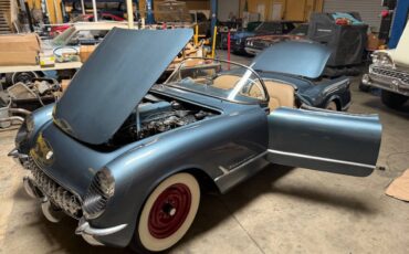 Chevrolet-corvette-convertible-1954-4