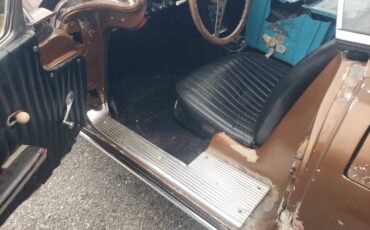 Chevrolet-corvette-convertible-1962-brown-5