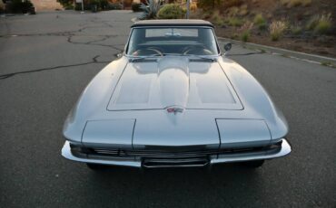 Chevrolet-corvette-convertible-1964-19