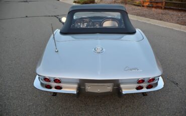 Chevrolet-corvette-convertible-1964-21