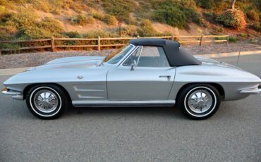 Chevrolet-corvette-convertible-1964-22