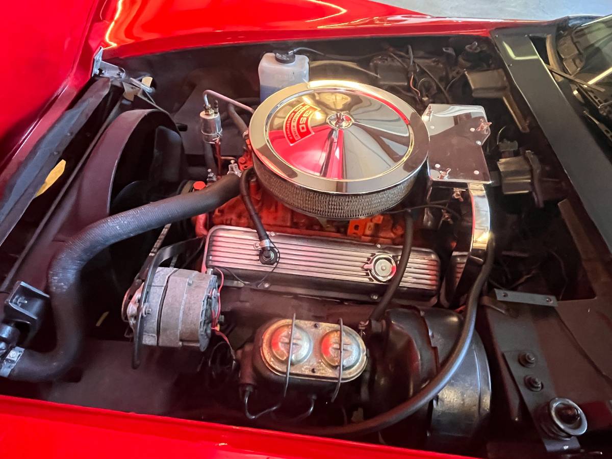 Chevrolet-corvette-convertible-1969-red-11