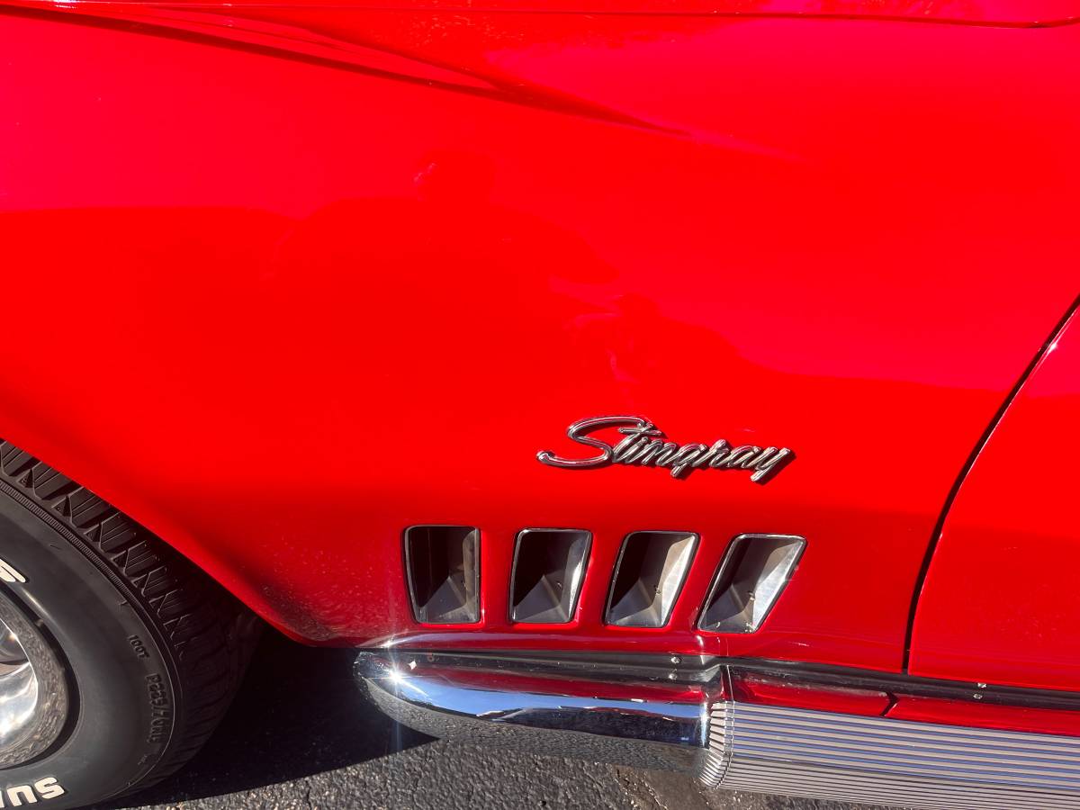 Chevrolet-corvette-convertible-1969-red-12