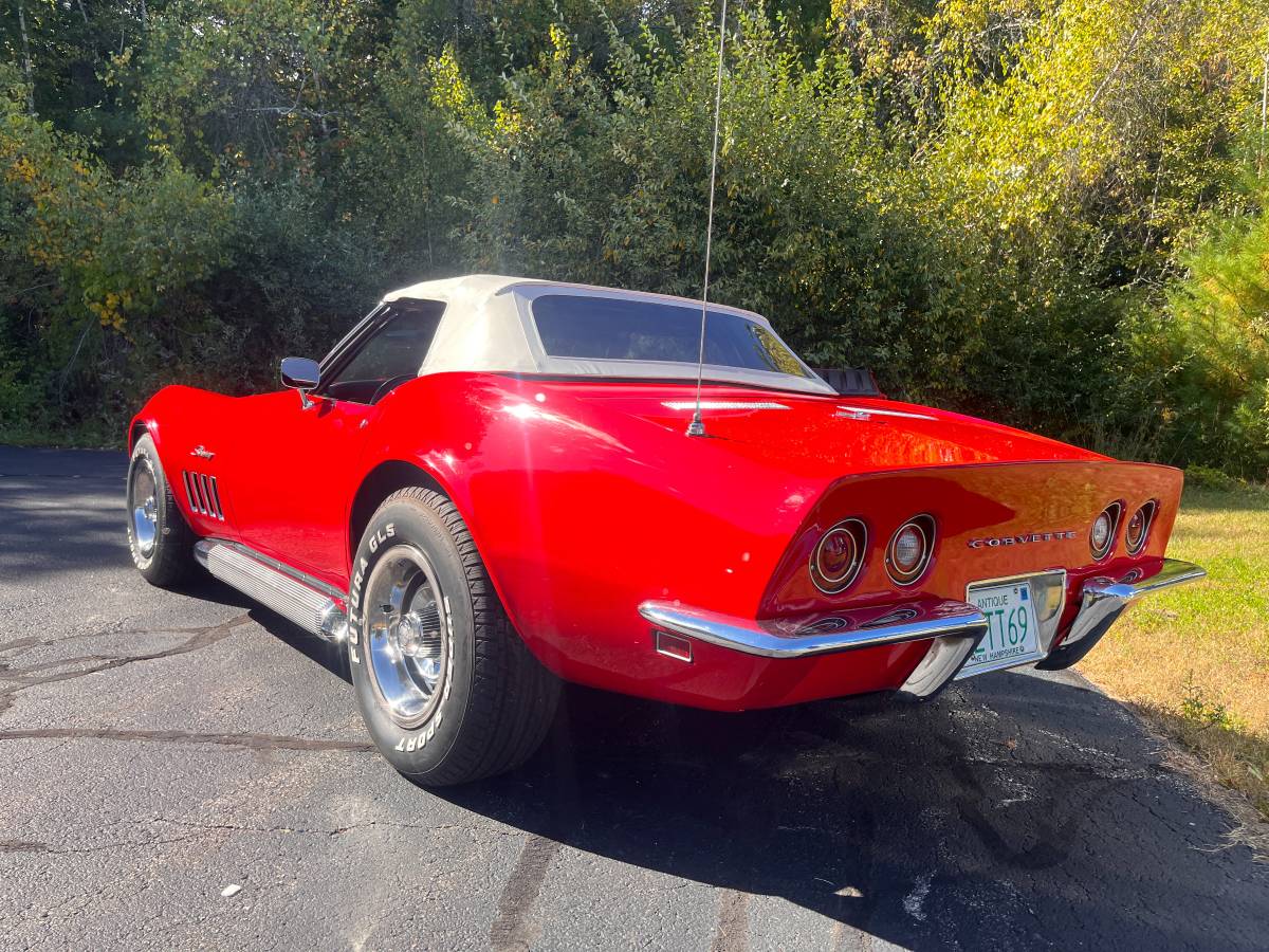 Chevrolet-corvette-convertible-1969-red-8