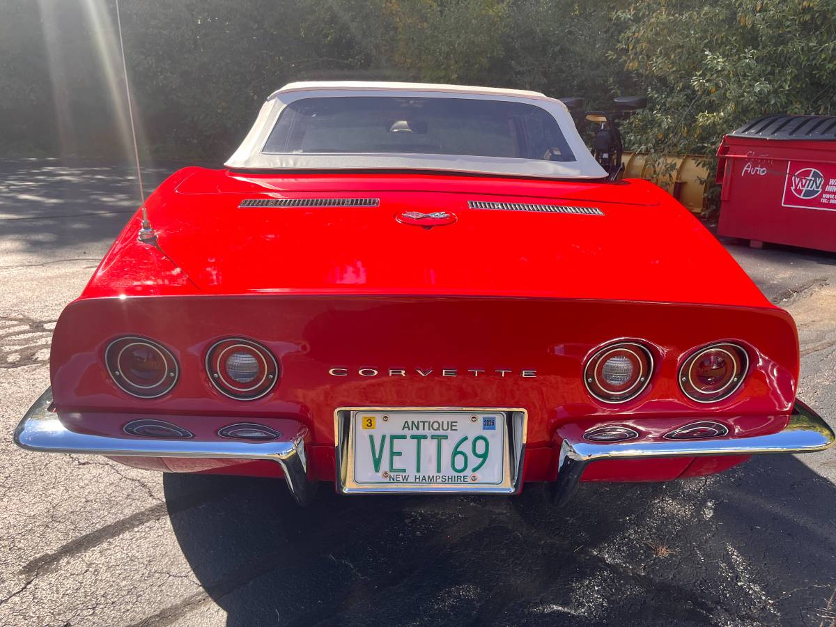 Chevrolet-corvette-convertible-1969-red-9